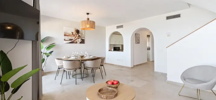 Venta de ático dúplex en Casares Playa 4