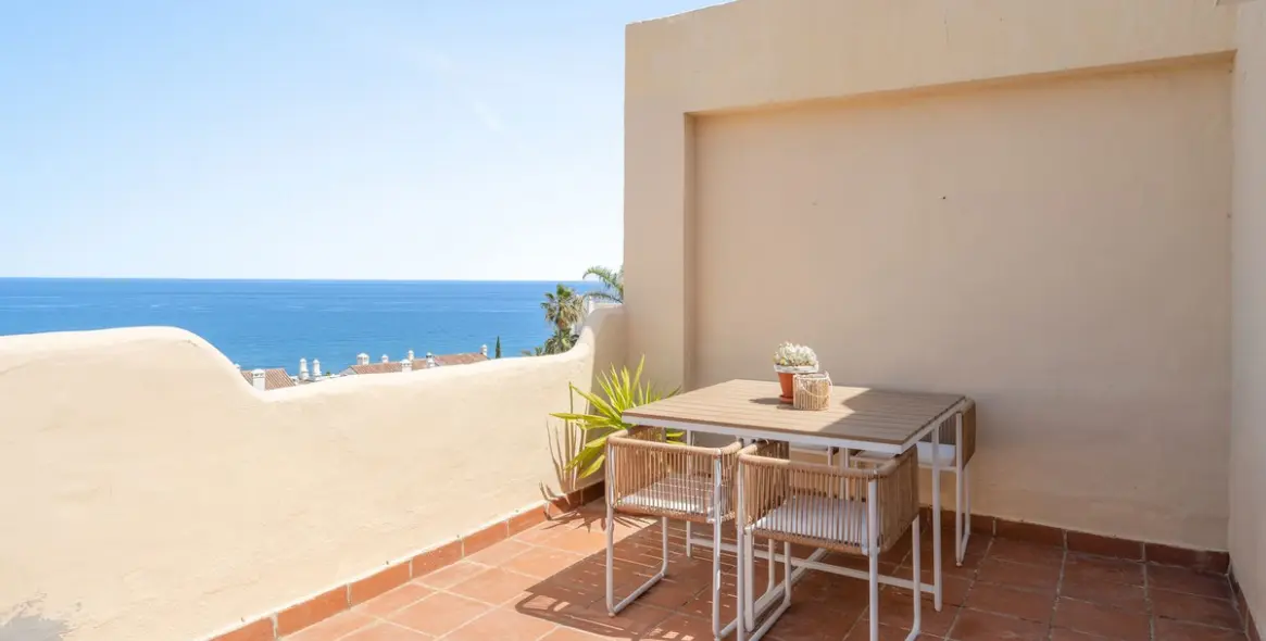 Venta de ático dúplex en Casares Playa 21
