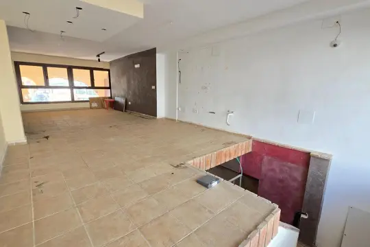 Image 6 thumb