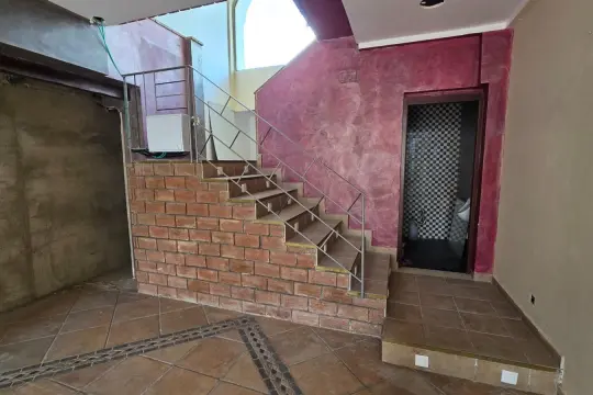 Image 10 thumb