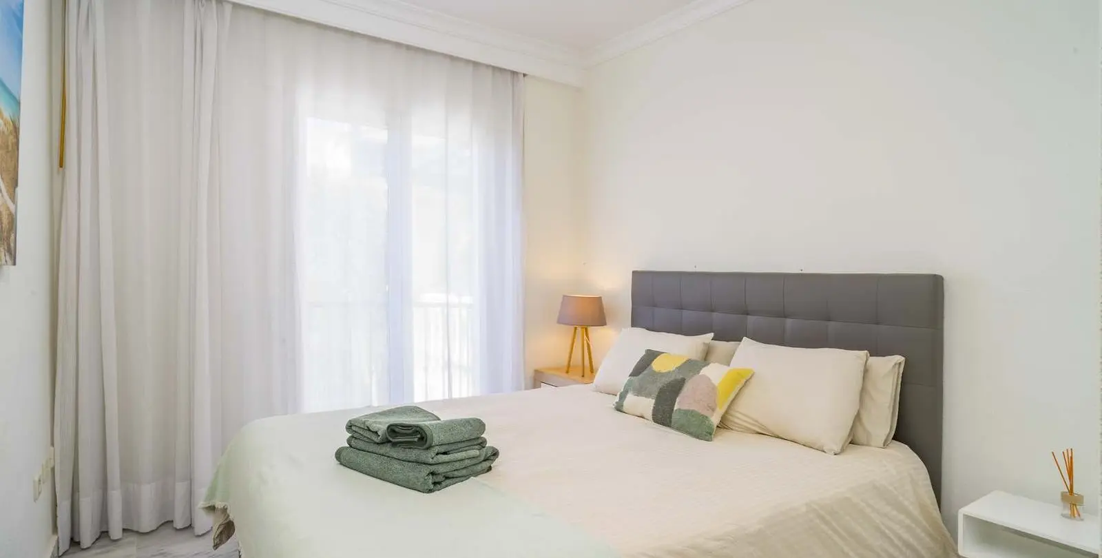 Venta de apartamento en planta media en Marbella 11