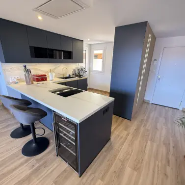 Venta de apartamento en planta media en Elviria