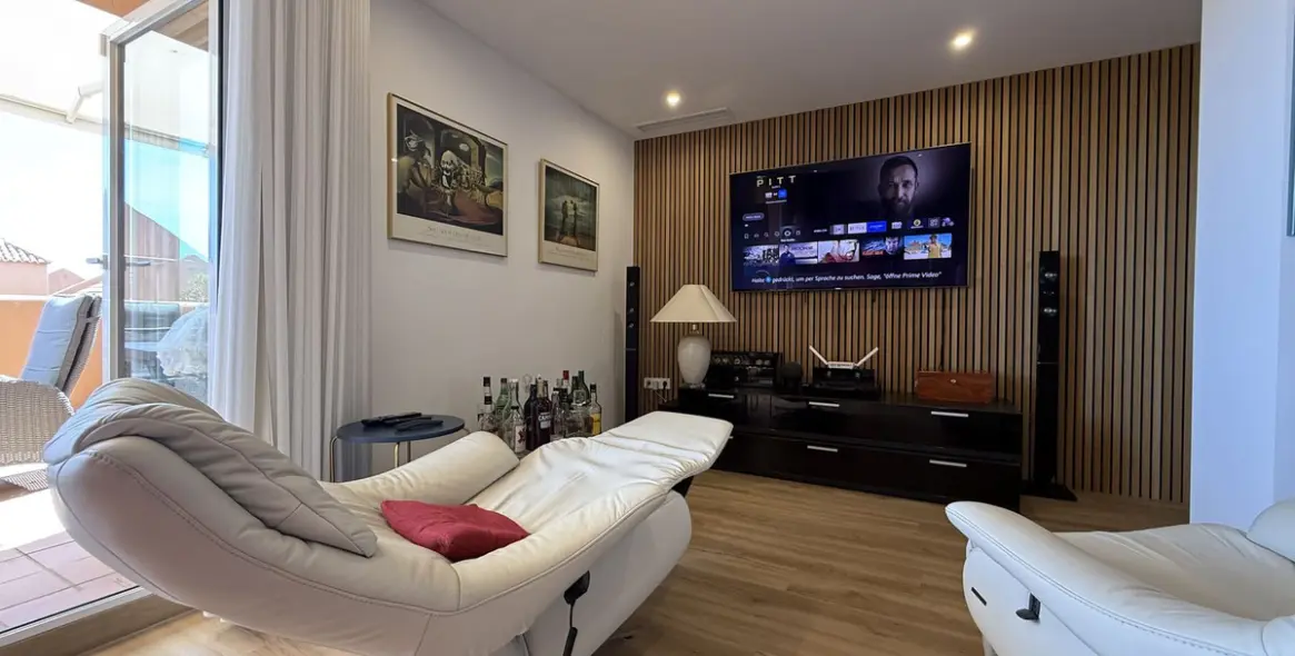 Venta de apartamento en planta media en Elviria 7