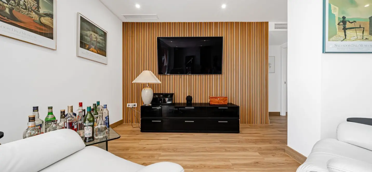 Продажа апартаментов на среднем этаже в Elviria 4