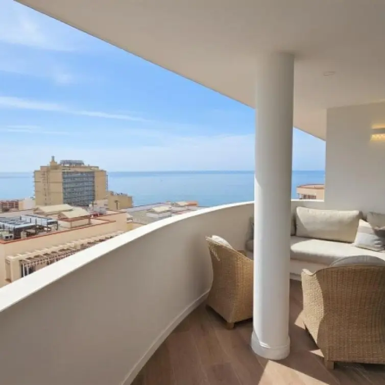 Sale of middle floor apartment in Benalmadena