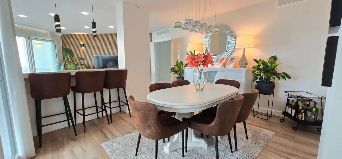 Sale of middle floor apartment in Benalmadena 3