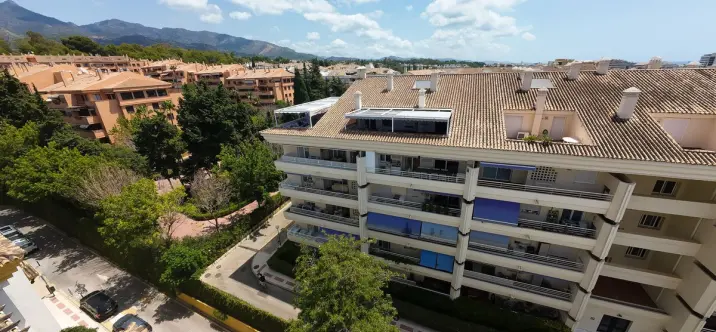 Venta de ático dúplex en Marbella 2