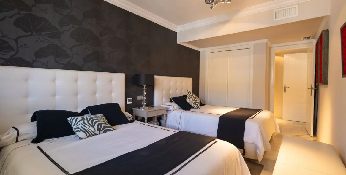 Venta de ático dúplex en Marbella 15