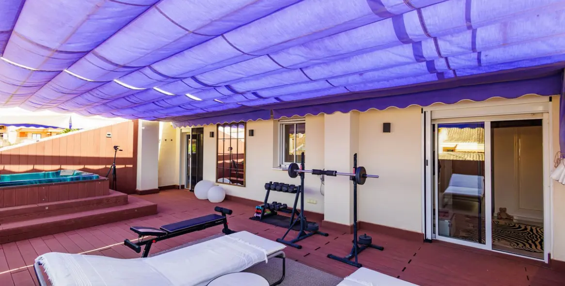 Venta de ático dúplex en Marbella 22