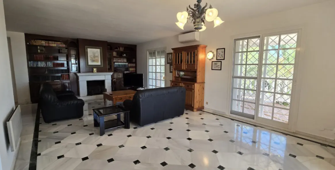 Venta de villa independiente en Alhaurín de la Torre 26