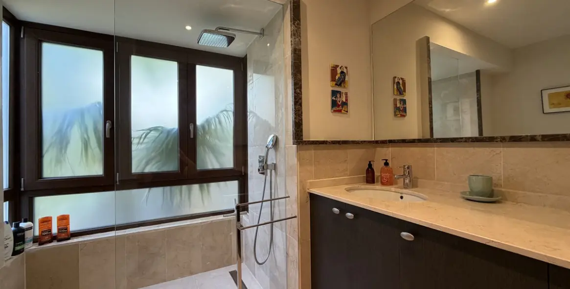 Venta de villa independiente en Benahavís 11