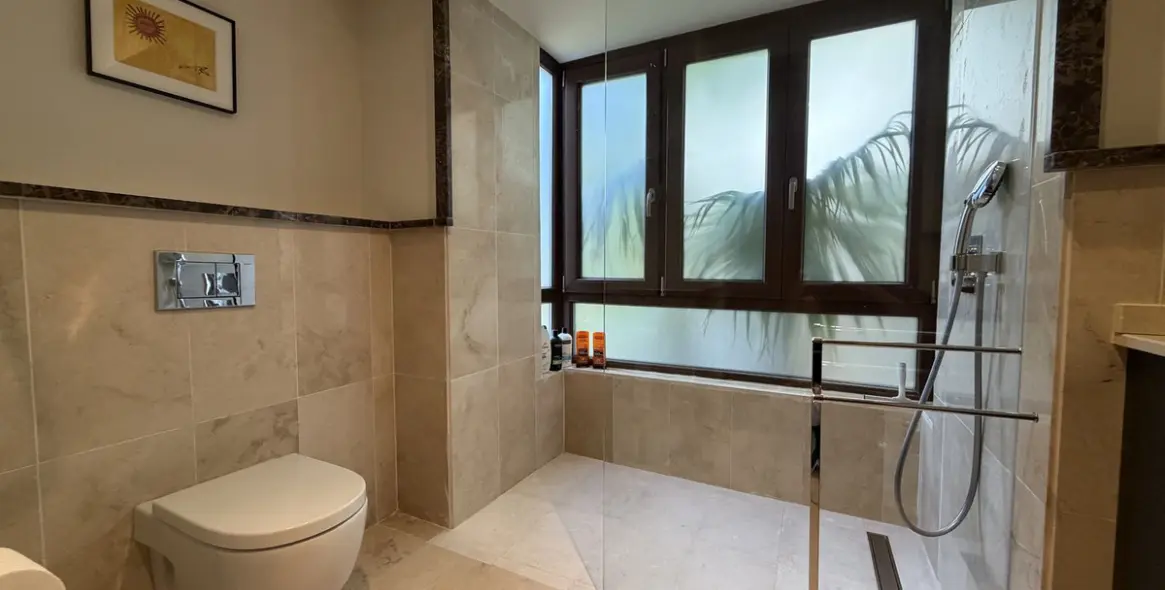 Venta de villa independiente en Benahavís 13