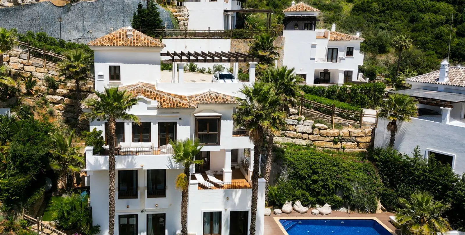Sale of detached villa in Benahavís 1
