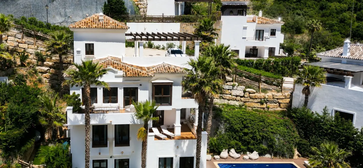 Sale of detached villa in Benahavís 0