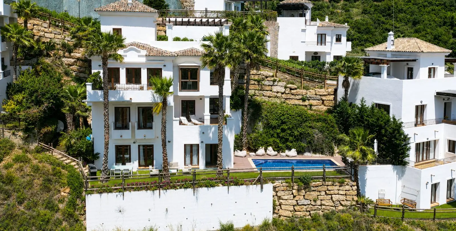 Sale of detached villa in Benahavís 11