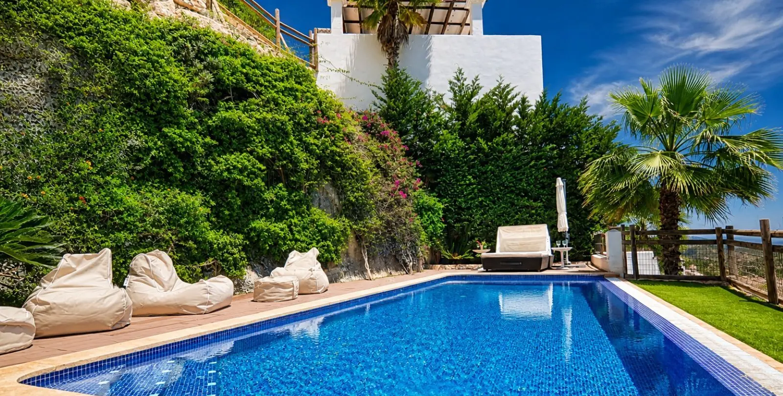 Sale of detached villa in Benahavís 14