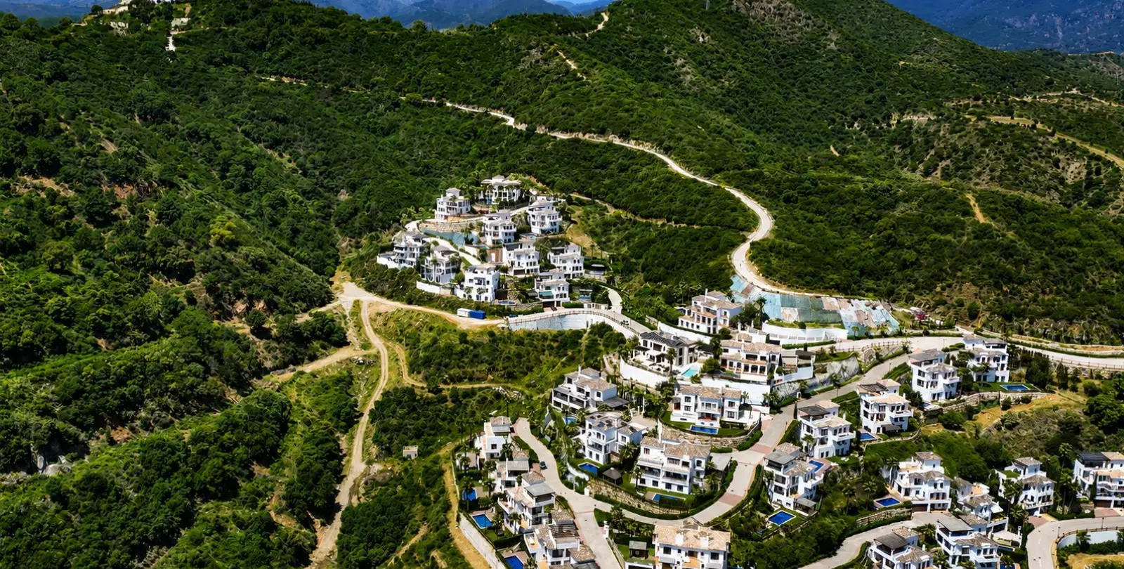 Sale of detached villa in Benahavís 50