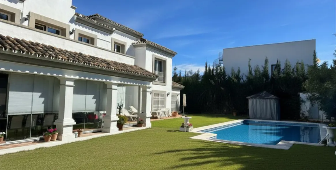 Venta de villa independiente en Estepona 5