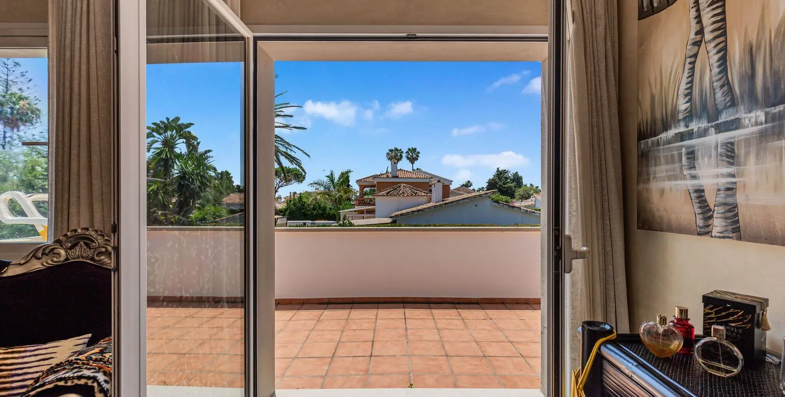 Продажа  отдельно стоящей виллы в Estepona 63