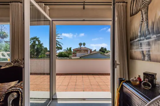 Image 63 thumb