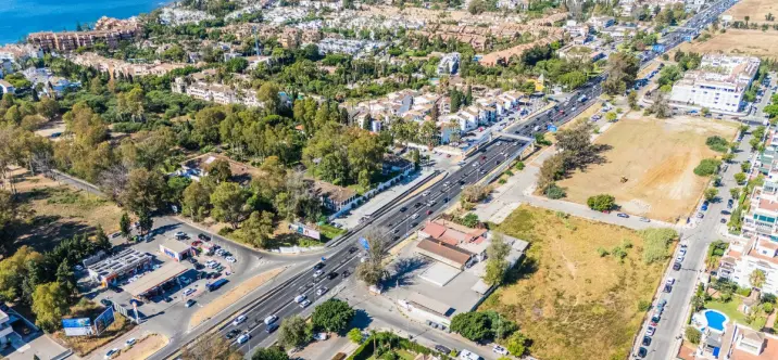 Venta de restaurante en Puerto Banús 0