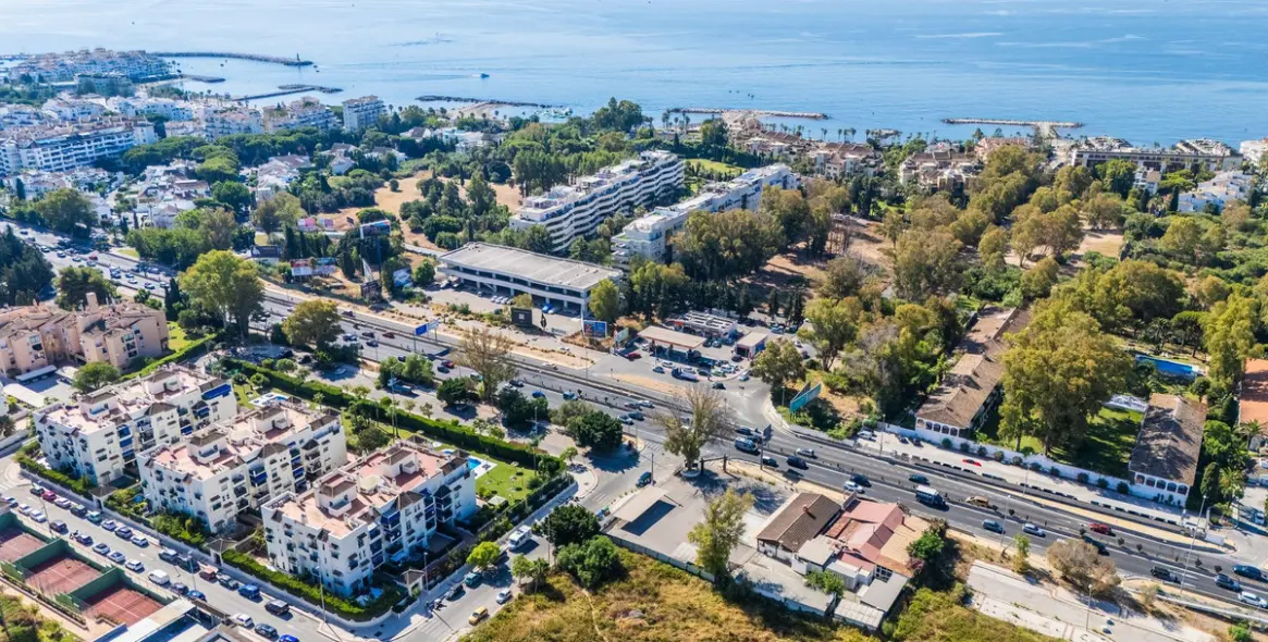 Venta de restaurante en Puerto Banús 3
