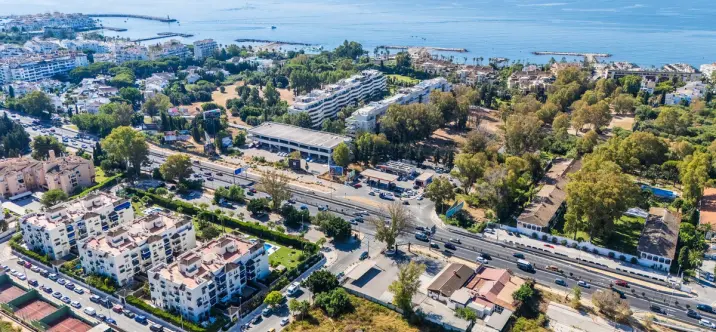 Venta de restaurante en Puerto Banús 2