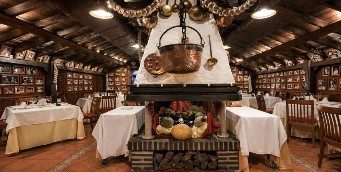 Venta de restaurante en Puerto Banús 10