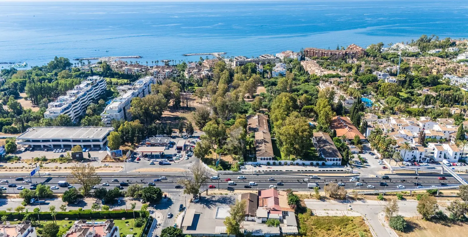Продажа ресторана в Puerto Banús 2