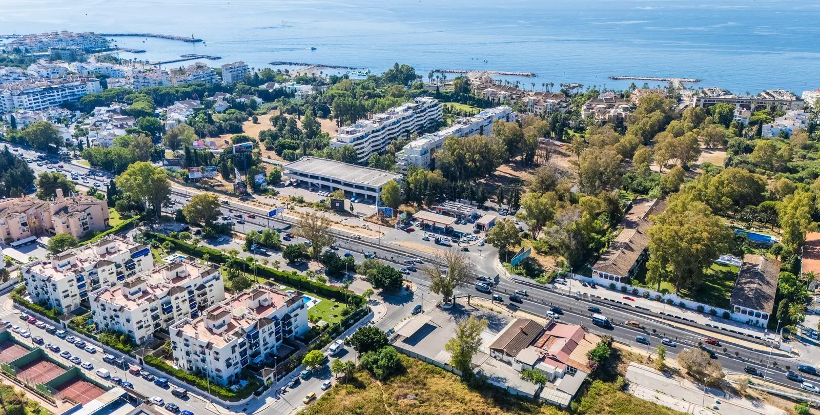 Продажа ресторана в Puerto Banús 3