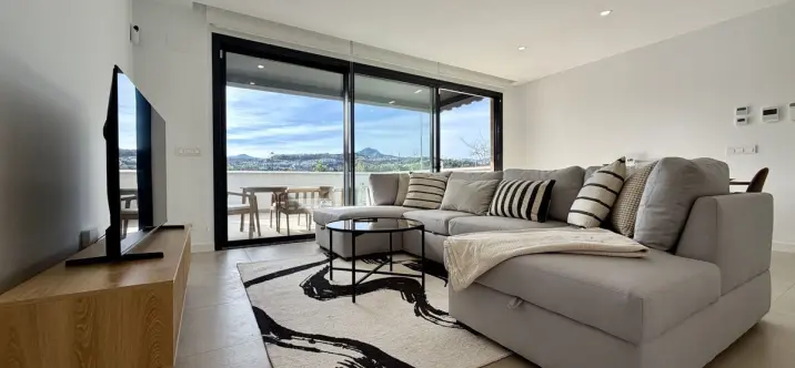 Long-term rent of semi-detached house in Atalaya 2