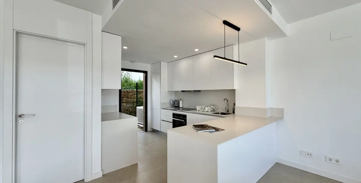 Long-term rent of semi-detached house in Atalaya 6