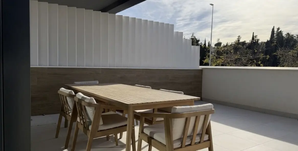 Long-term rent of semi-detached house in Atalaya 11