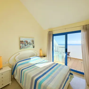 Venta de ático en La Duquesa