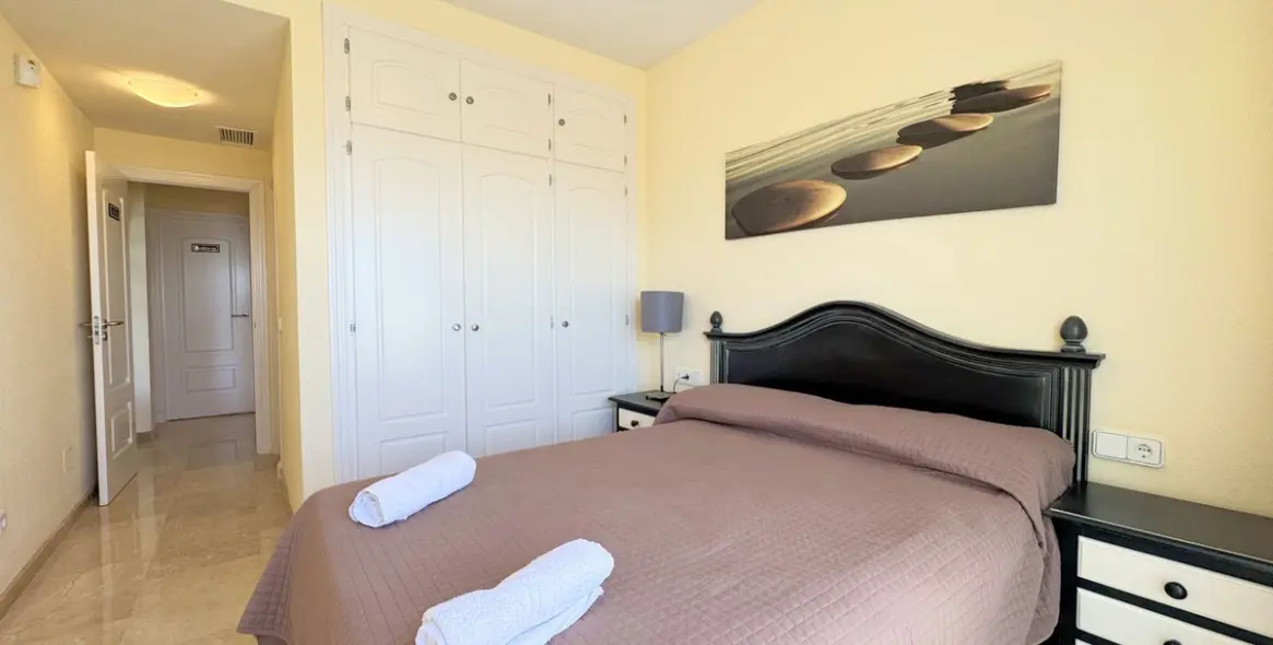 Sale of penthouse in La Duquesa 21