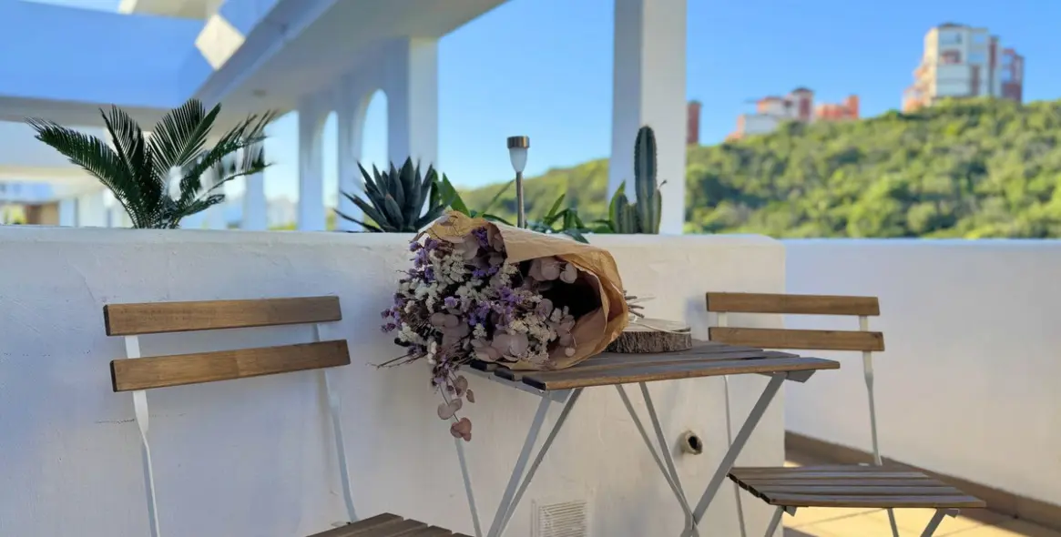 Sale of penthouse in La Duquesa 48