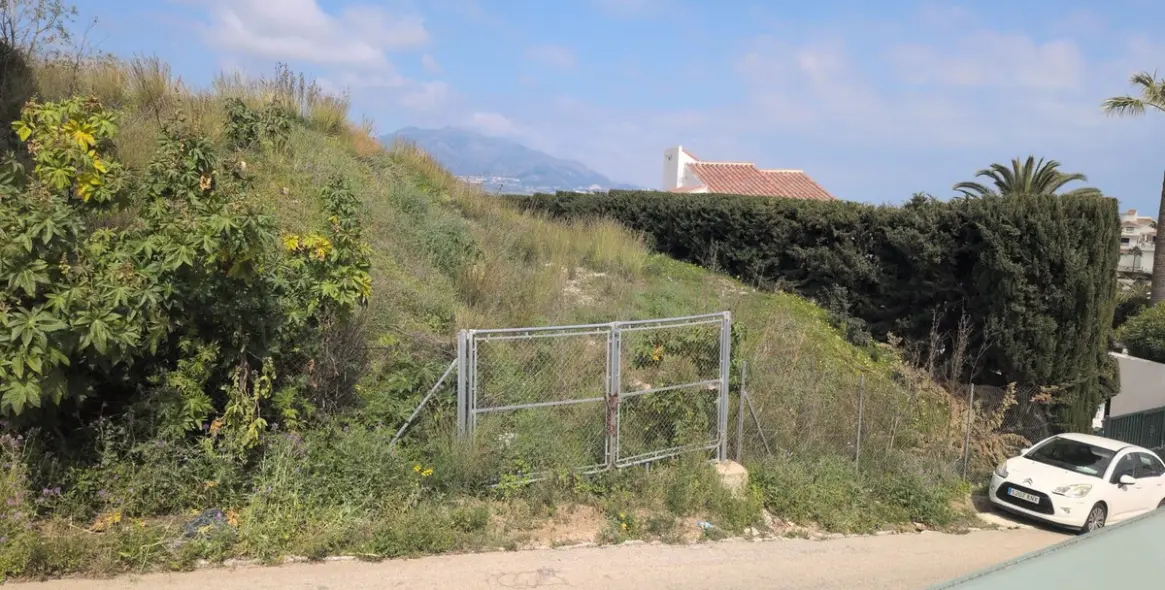 Venta de parcela residencial en Mijas 1