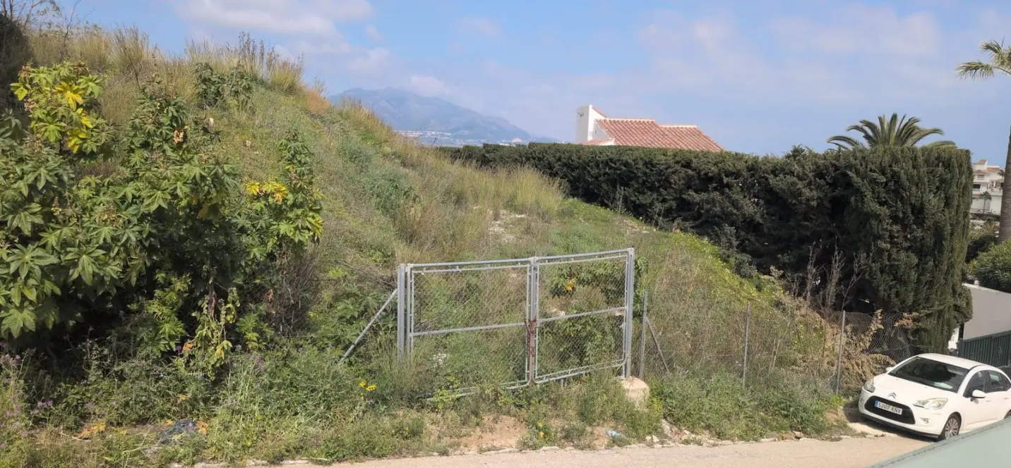 Venta de parcela residencial en Mijas 0
