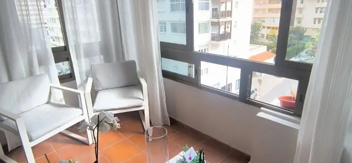 Sale of middle floor apartment in Fuengirola 0
