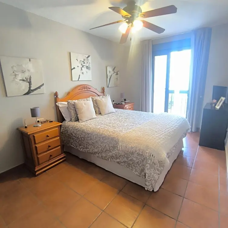 Venta de apartamento en planta media en Fuengirola