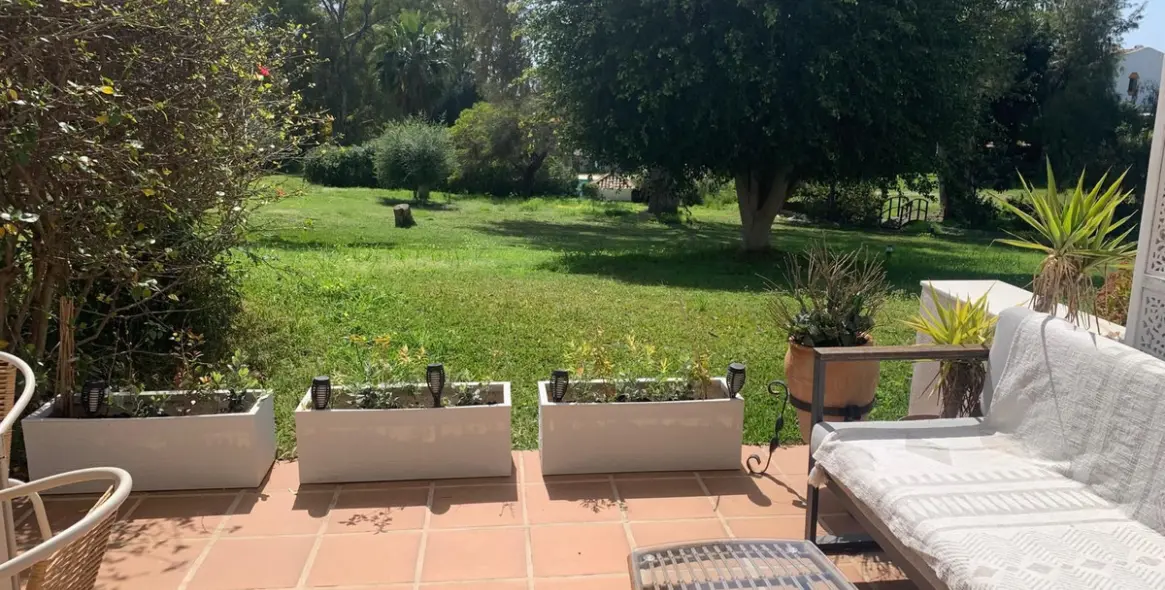 Sale of semi-detached house in Estepona 3