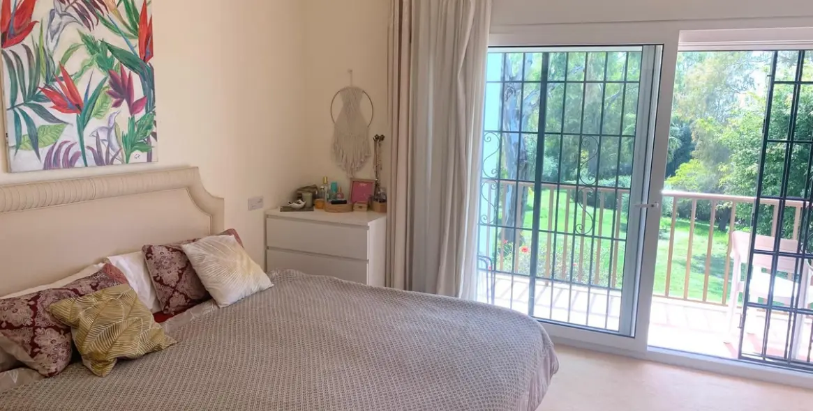 Sale of semi-detached house in Estepona 8