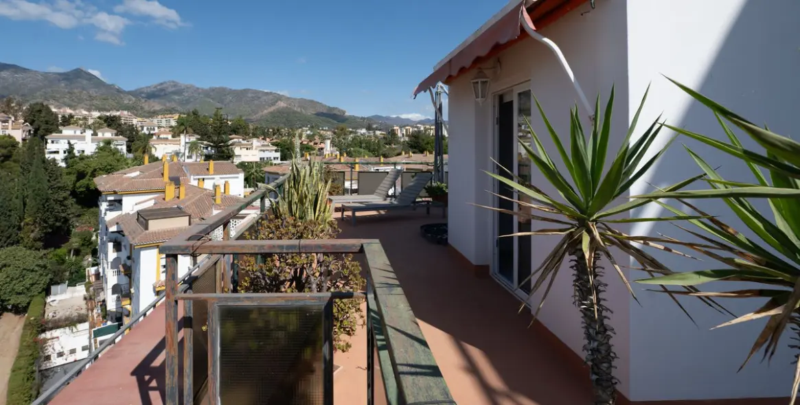 Продажа апартаментов на среднем этаже в Marbella 5