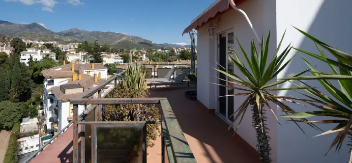 Продажа апартаментов на среднем этаже в Marbella 4