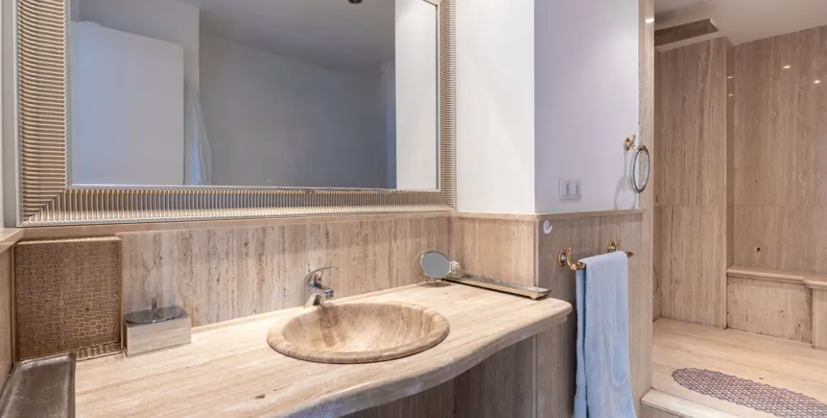 Продажа апартаментов на среднем этаже в Marbella 20