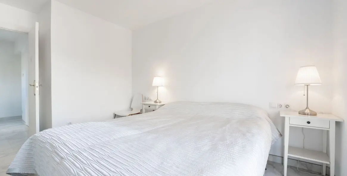 Продажа апартаментов на среднем этаже в Marbella 23