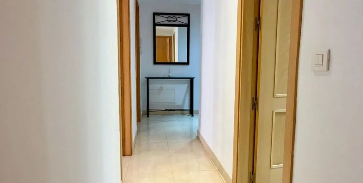 Sale of middle floor apartment in Estepona 7