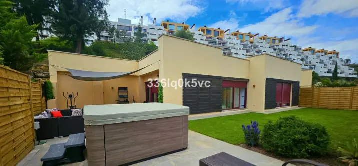 Sale of detached villa in Benahavís 0