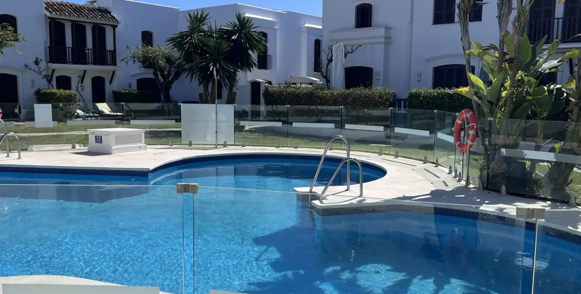 Продажа таунхауса в New Golden Mile 1