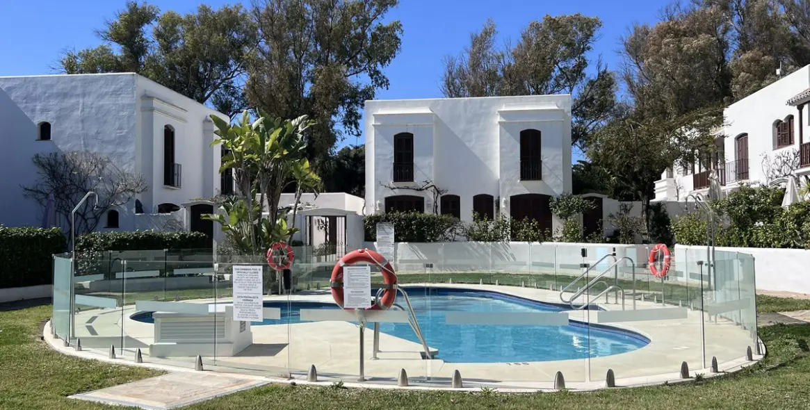 Продажа таунхауса в New Golden Mile 2